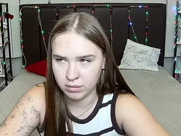LauraHlot  live sex cam