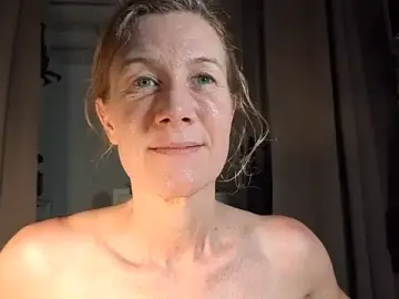 Lola_Belgium  live sex cam