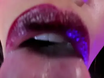 Nina_fox_0691  live sex cam