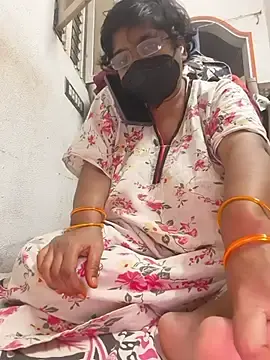 Rose-telugu  live sex cam