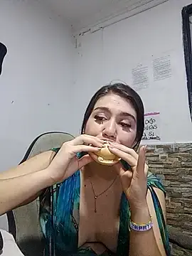 Sahaara  live sex cam