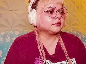 Satyn_doll  live sex cam
