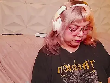 Satyn_doll  live sex cam