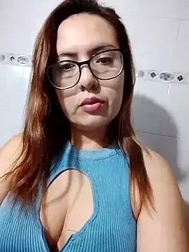 Soyariiarg  live sex cam
