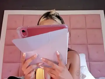Alicee_clark_  live sex cam