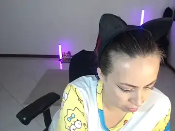 Charlottezoe15  live sex cam