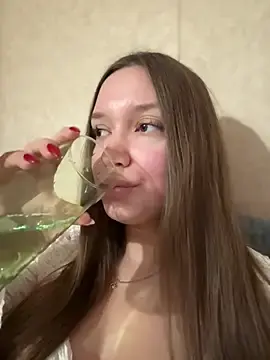 Yourlovelybunny  live sex cam