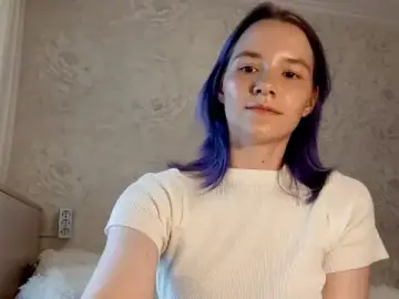 AlenaKomar  live sex cam