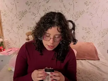 Charlotte__Miller  live sex cam