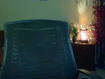 Mehek2001  live sex cam