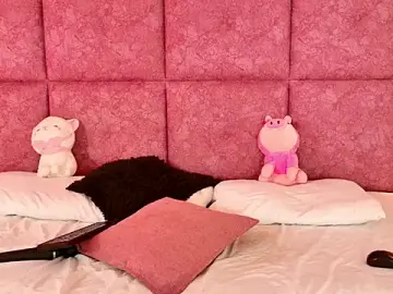 NathalieRoss1  live sex cam