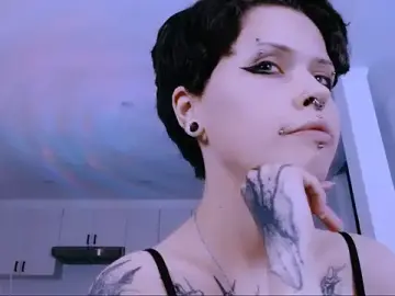 NaughtyLittleFox  live sex cam