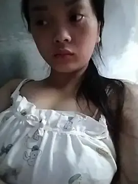 Traem-12  live sex cam