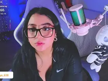 AnngelaSkye  live sex cam