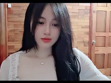 Bee-Cherry  live sex cam