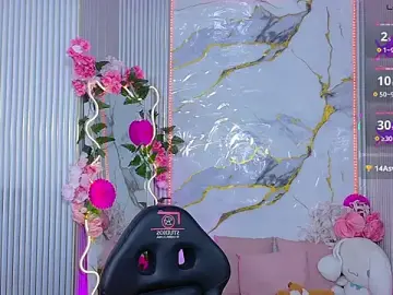Chiara_tay  live sex cam