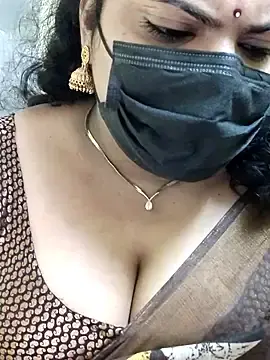 Floraa-Queen  live sex cam