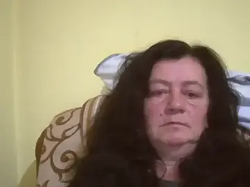 GypsiQueen2  live sex cam