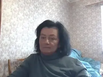 GypsiQueen2  live sex cam