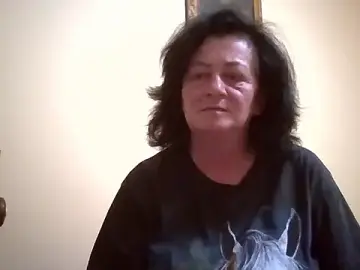 GypsiQueen2  live sex cam