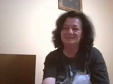 GypsiQueen2  live sex cam