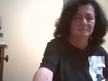 GypsiQueen2  live sex cam