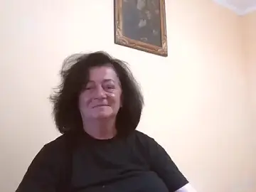 GypsiQueen2  live sex cam