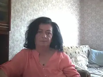 GypsiQueen2  live sex cam