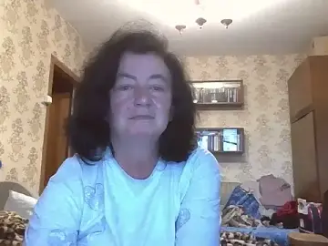 GypsiQueen2  live sex cam