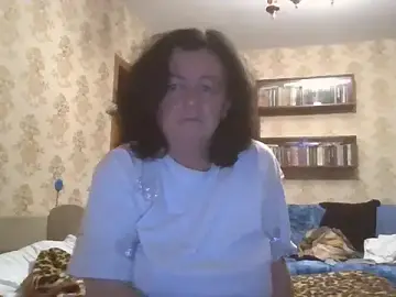 GypsiQueen2  live sex cam