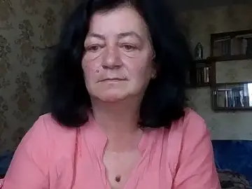 GypsiQueen2  live sex cam