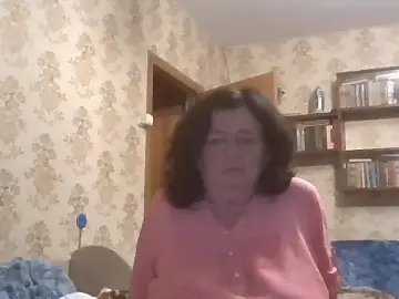 GypsiQueen2  live sex cam