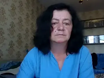 GypsiQueen2  live sex cam