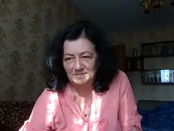 GypsiQueen2  live sex cam