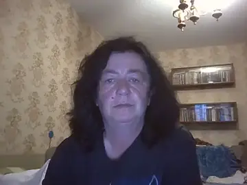 GypsiQueen2  live sex cam