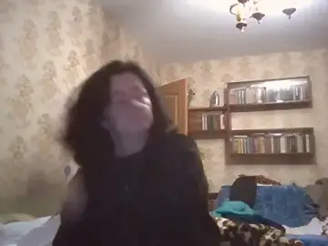 GypsiQueen2  live sex cam