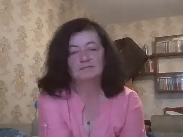 GypsiQueen2  live sex cam