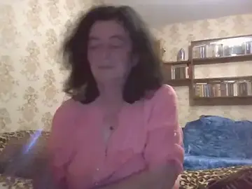 GypsiQueen2  live sex cam