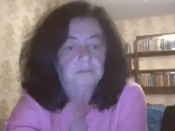 GypsiQueen2  live sex cam