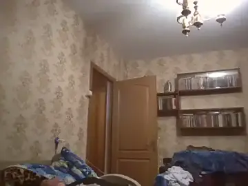 GypsiQueen2  live sex cam