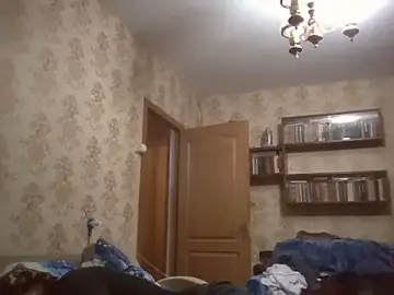 GypsiQueen2  live sex cam