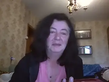GypsiQueen2  live sex cam