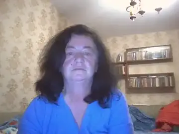 GypsiQueen2  live sex cam