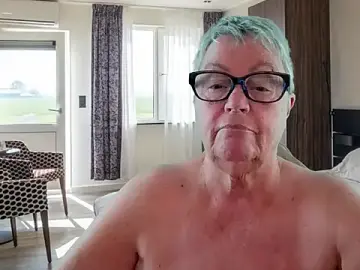 Mystery-Grandmother  live sex cam