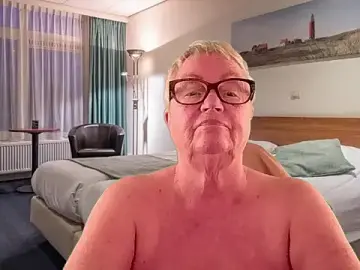 Mystery-Grandmother  live sex cam