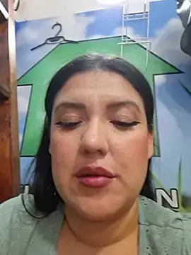Sophie-hatter  live sex cam