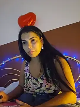 Rubby8  live sex cam