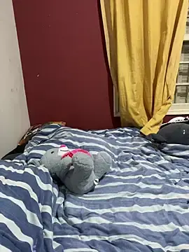 EvelisePetroviich  live sex cam
