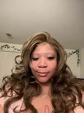 Jugzillaebonybbw  live sex cam