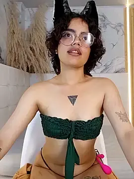 KittyLatina_02  live sex cam